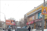 Мы его объезжали в одну полосу. Мужик-блондинКо